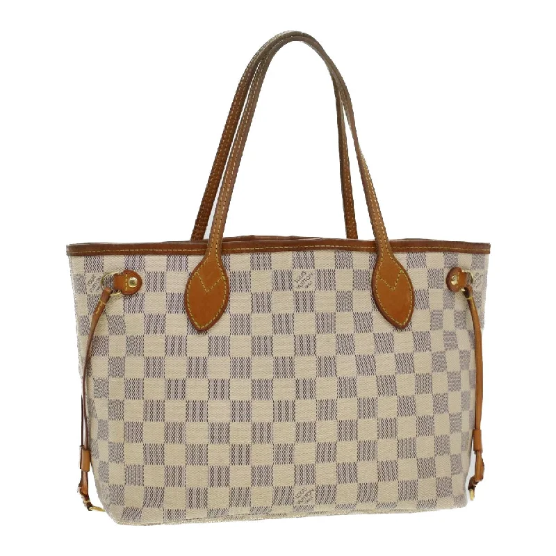 Ladies Louis Vuitton Petite Malle bags in a pastel color for a soft lookLouis Vuitton Damier Azur Neverfull Pm