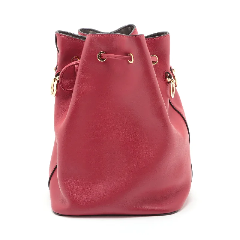 Fendi backpacks with a padded back panel for comfort during long - distance travelFendi Montreux Leather Shoulder Bag Red 8BT298