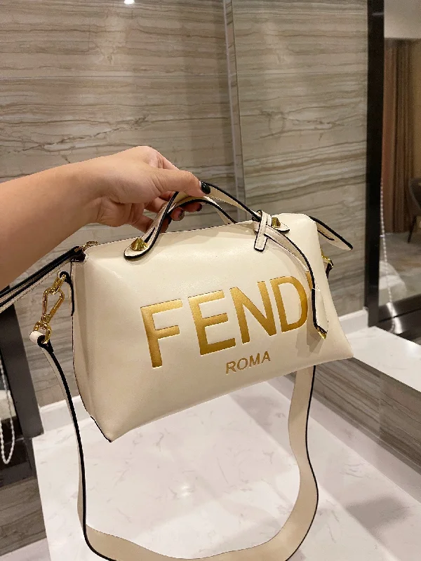 Fendi tote bags with a spacious interior and multiple pockets for daily essentialsNew Arrival Bags Fendi 217