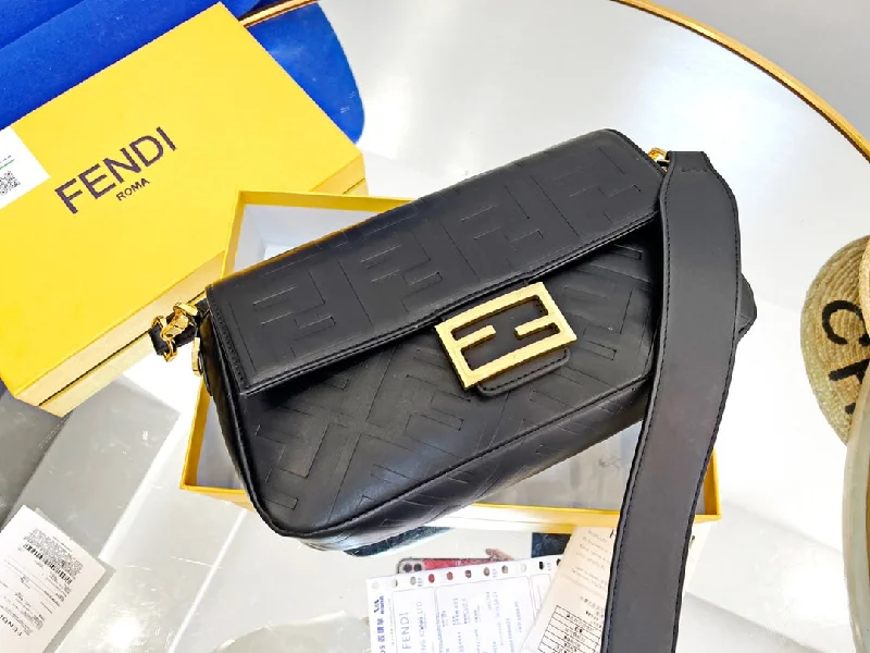 Fendi backpacks with a built - in rain cover for protection in wet weatherNew Arrival Bags Fendi 257