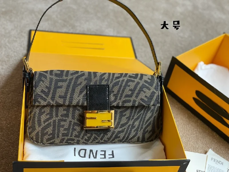 Fendi crossbody bags with a printed floral pattern for a feminine and romantic touchNew Arrival Bags Fendi 228