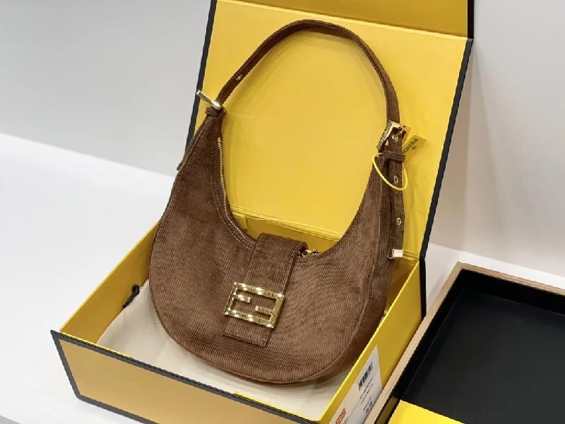 Fendi tote bags with a solar - powered charging panel for eco - friendly chargingNew Arrival Bags Fendi 200