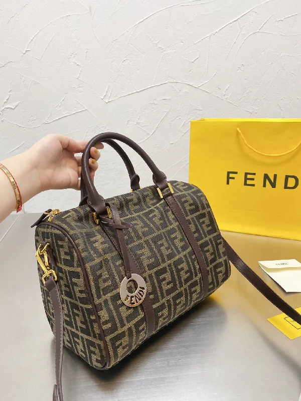 Fendi bags with a voice - activated pocket opener for a high - tech convenienceNew Arrival Bags Fendi 209