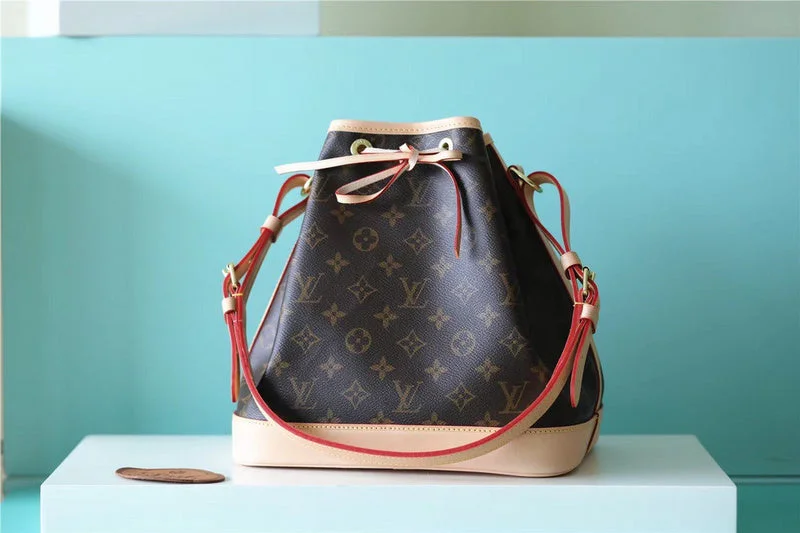 Louis Vuitton bags with a detachable mirror inside for on - the - go touch - upsBC - LOUIS VUITTON BAGS - 7182