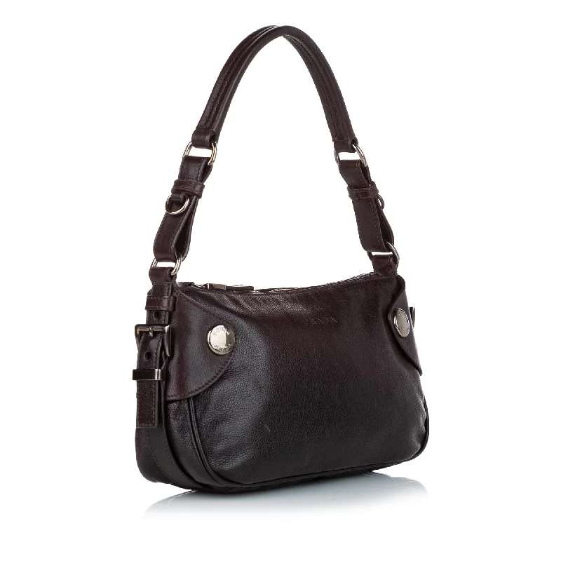 Small - sized Prada Saffiano leather bags for a compact and stylish carryPrada Leather Baguette heUfDp