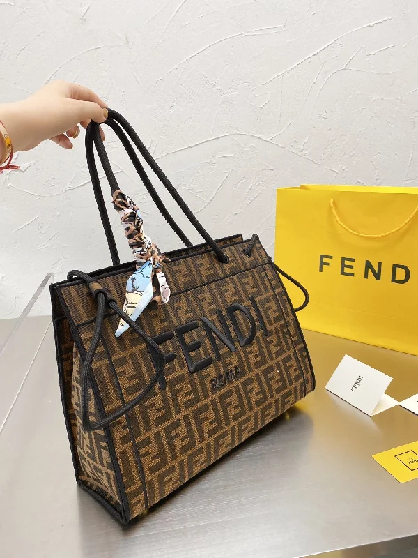 Fendi bags with a front - flap pocket and a turnlock for a classic and elegant aestheticNew Arrival Bags Fendi 227