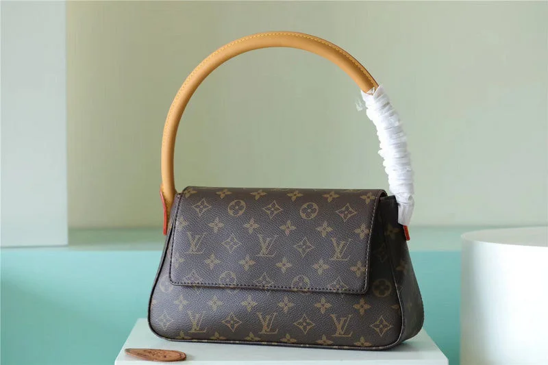 Ladies Louis Vuitton Capucines bags with a detachable shoulder strapBC - LOUIS VUITTON BAGS - 7170