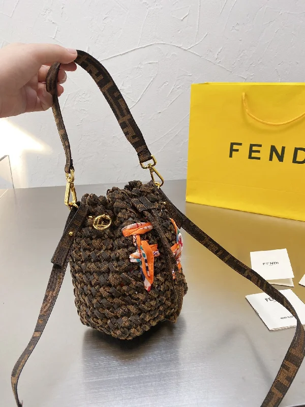 Fendi bags with a detachable camera holder for photography enthusiastsNew Arrival Bags Fendi 192