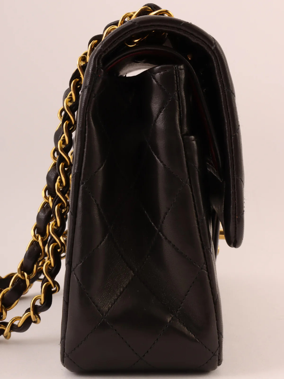 Chanel All - Match Handbag for Versatile StylingCHANEL Around 1995 Made Classic Flap Chain Bag 25Cm Black