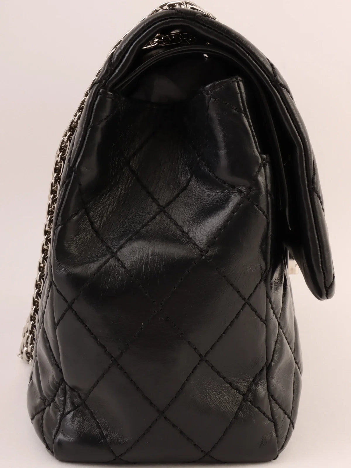 Chanel bags for a polished and professional appearanceCHANEL Around 2008 Made 2.55 Chain Shoulder Bag Black