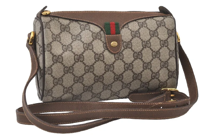 Women Gucci bags with interlocking G hardware for a classic lookAuthentic GUCCI Web Sherry Line Shoulder Cross Bag GG PVC Leather Brown 0765J