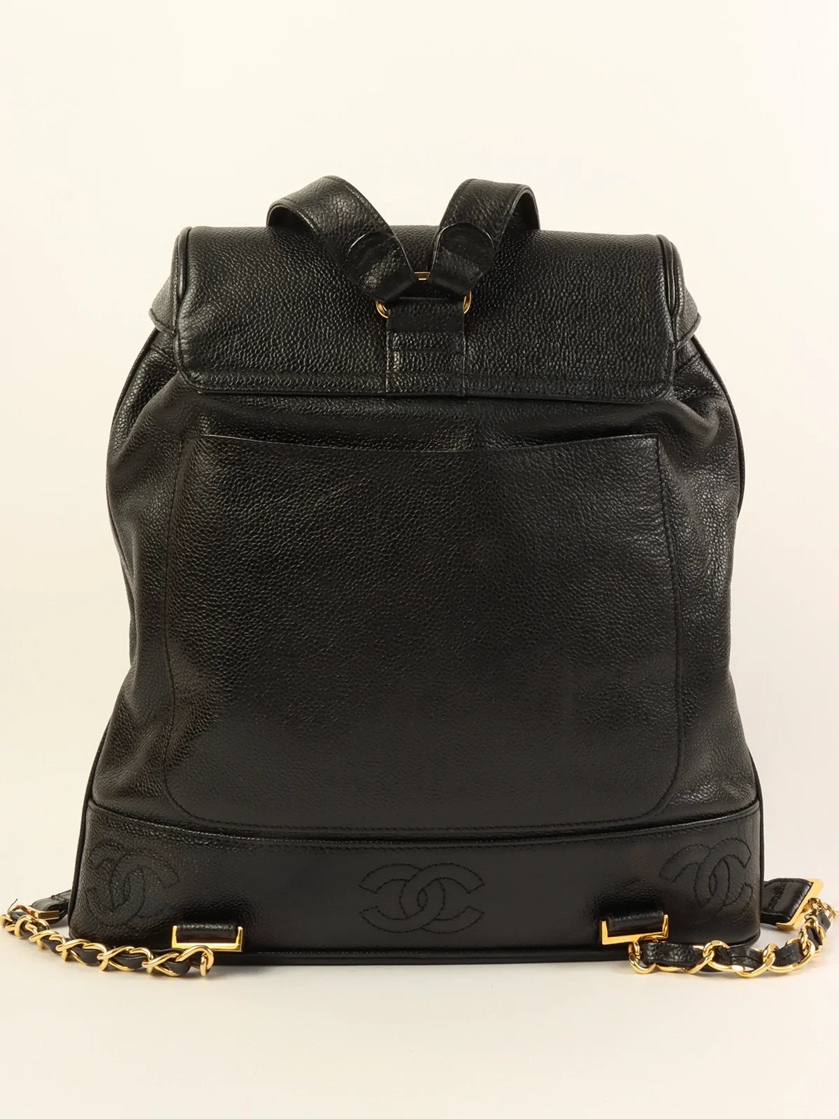 Chanel bags with classic and elegant designsCHANEL Around 1995 Made Caviar Skin Cc Mark Plate Backpack Black