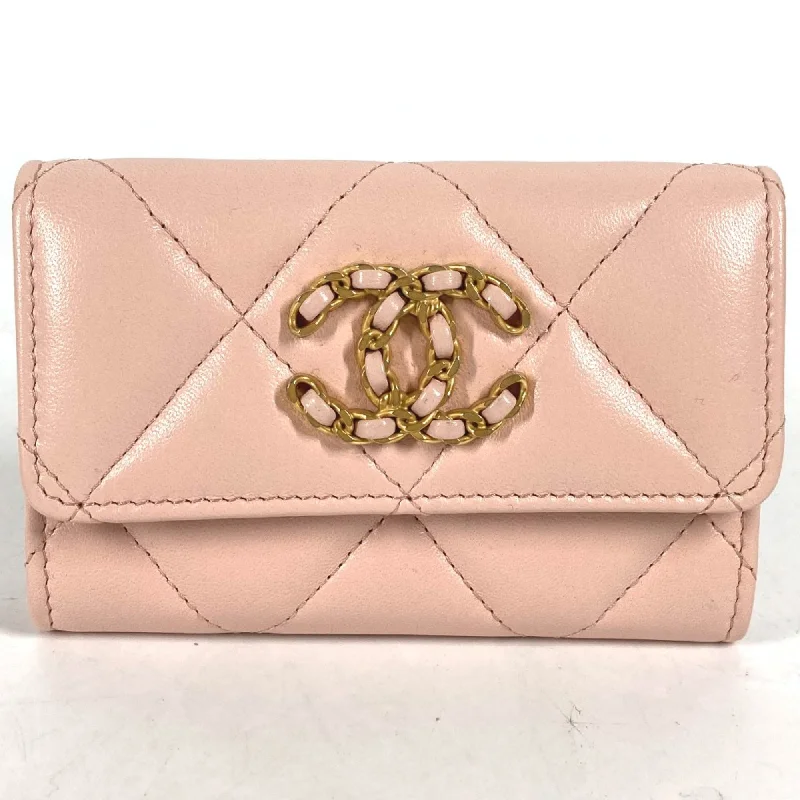 Chanel Vintage Inspired Handbag for Retro LoversChanel 19th Line CC Mark Wallet Coin Compartment coin purse pink Gold