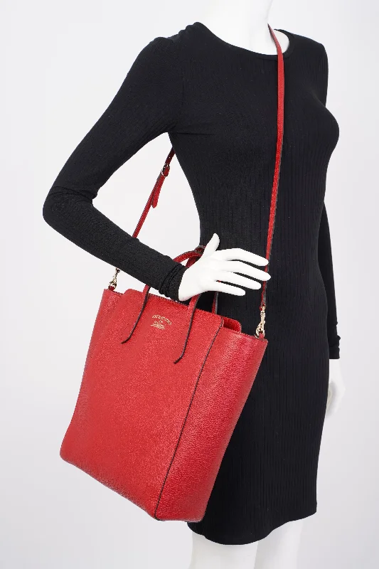 Women Gucci Sylvie bags with a leather - wrapped handleGucci Dollar Red Leather