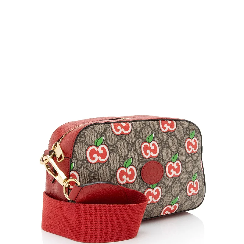 Women Gucci crossbody bags with a woven leather strapGucci GG Supreme Apple Camera Bag (IypxmU)