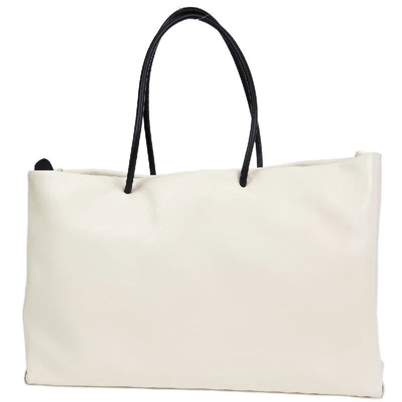 Chanel bags in luxury boutiques worldwideChanel * 2008-2009 Essential Tote Bag 40 White Calfskin