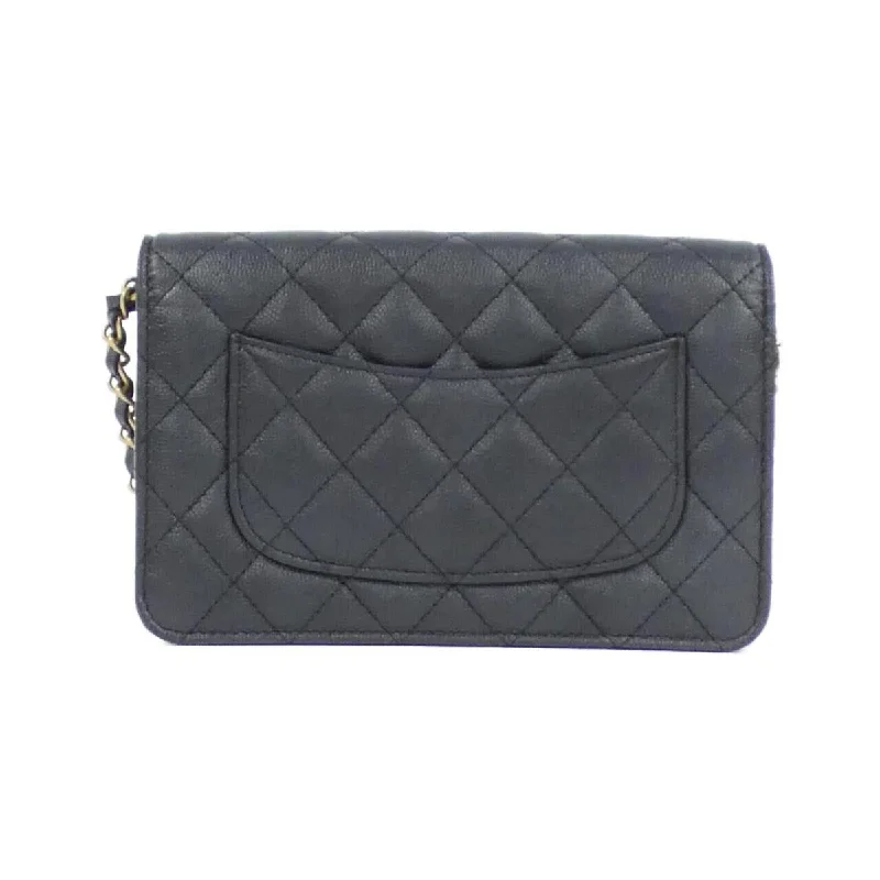 Chanel bags for women who appreciate fine craftsmanshipChanel AP3479 Chain Wallet