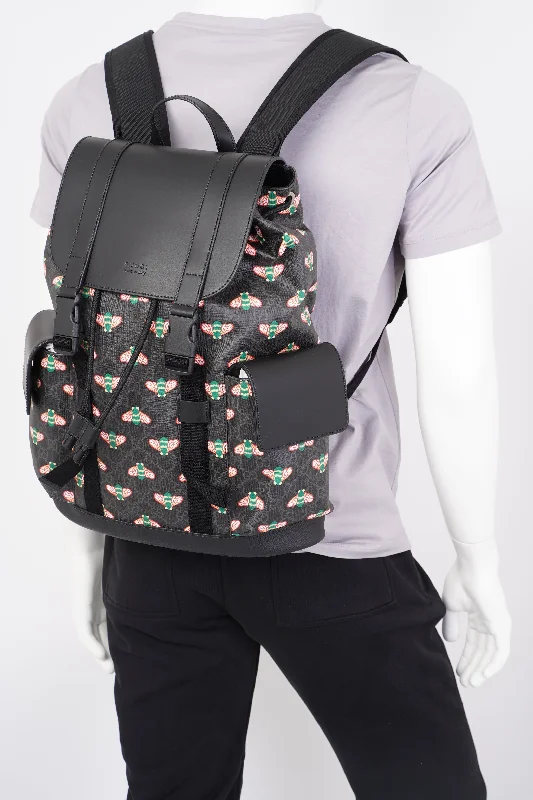 Gucci tote bags for women with a printed Gucci logoGucci GG Supreme Bee Backpack Black / Red And Green Bee Print Coated Canvas