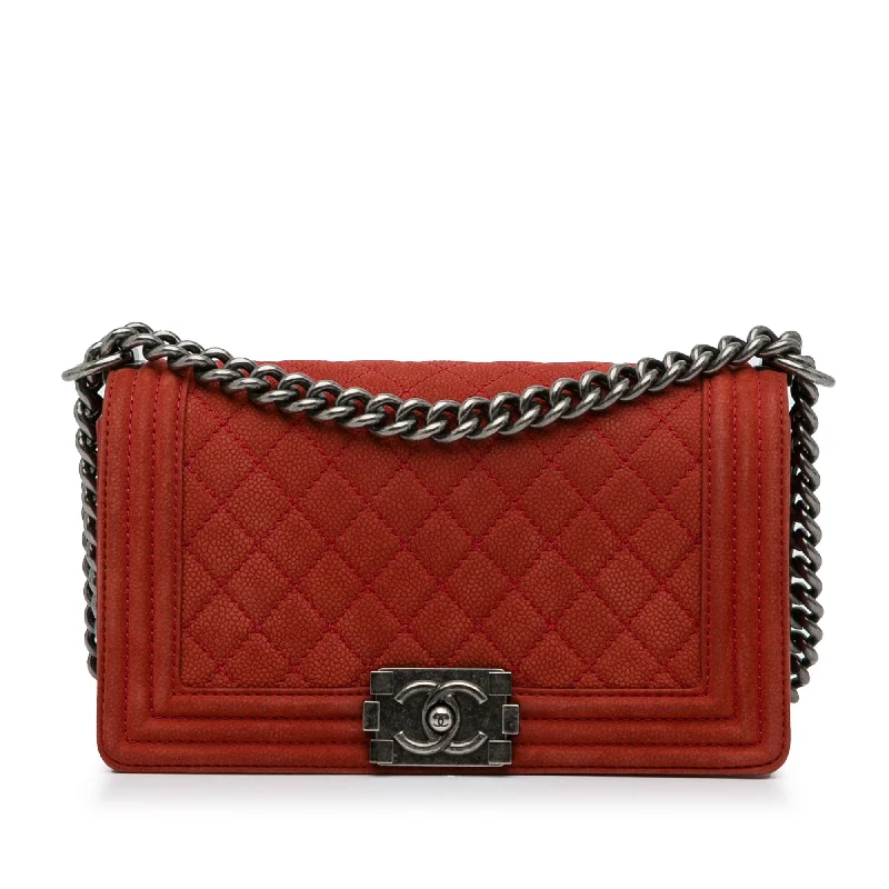 Chanel bags with chain and leather strap combinationsChanel Boy Flap Large Red Caviar Ruthenium