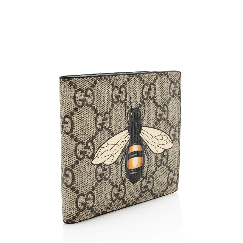 Gucci Dionysus bags for women with tiger - head claspsGucci GG Supreme Bee Bi-Fold Wallet (22957)