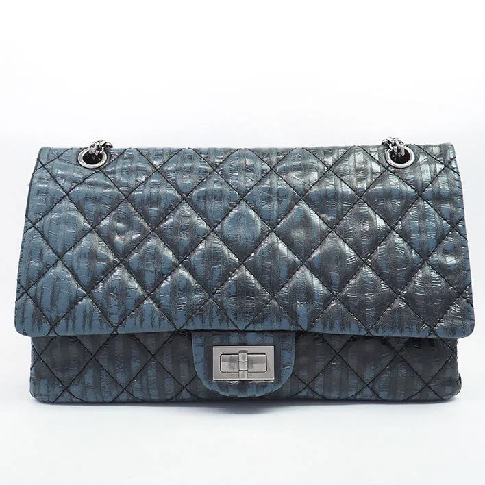 Chanel bags for the minimalist fashionChanel 2.55 Reissue Shoulder Bag Striped Navy Black Quilted