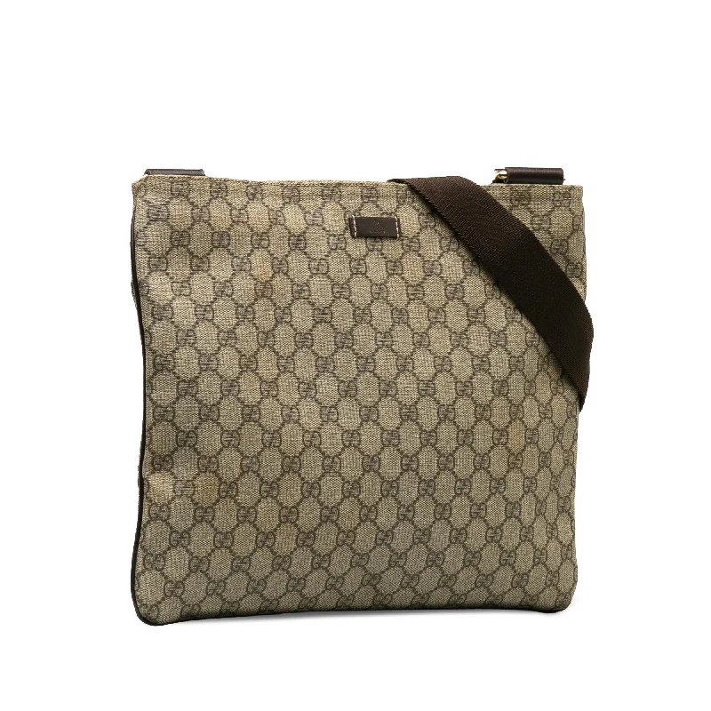 Gucci backpacks for women with a padded laptop compartmentGucci GG Supreme Crossbody (uomJwa)