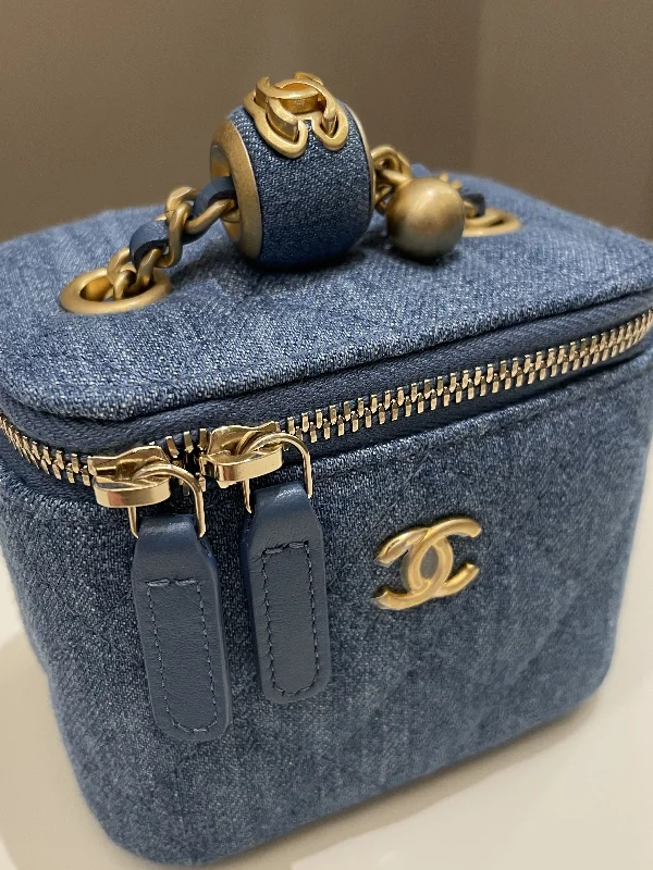 Chanel bags with chain and leather strap combinationsChanel Quilted Pearl Crush Mini Vanity Cube Denim