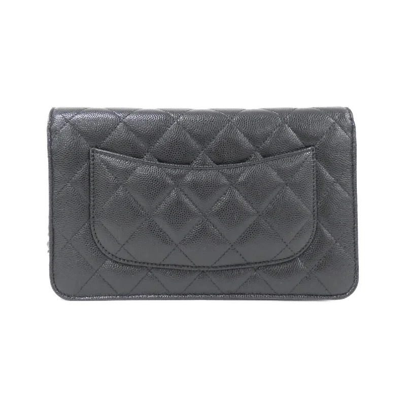 Chanel bags perfect for everyday elegChanel AP3971 Chain Wallet